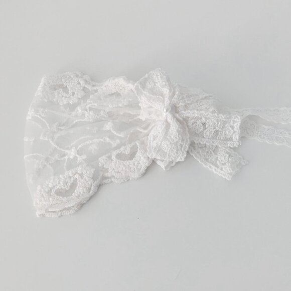 NWT Vintage Baby & Toddler Girls Headband Floral Lace Embroidery Boho Head Scarf - Picture 2 of 4